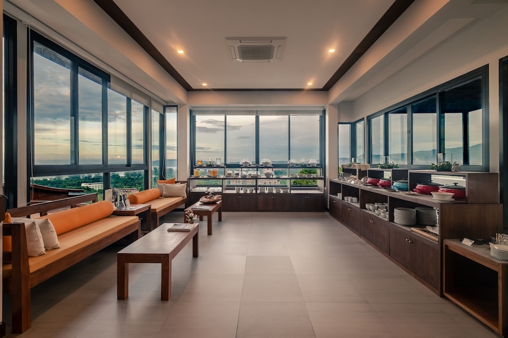 朝食ビュッフェ