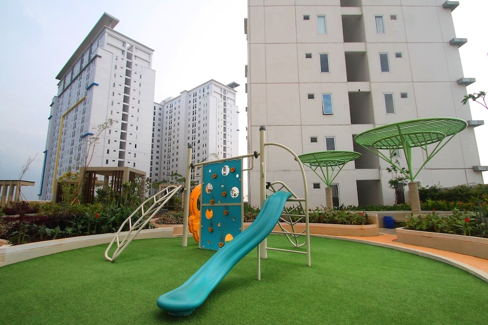 子供用の遊び場 - 屋外