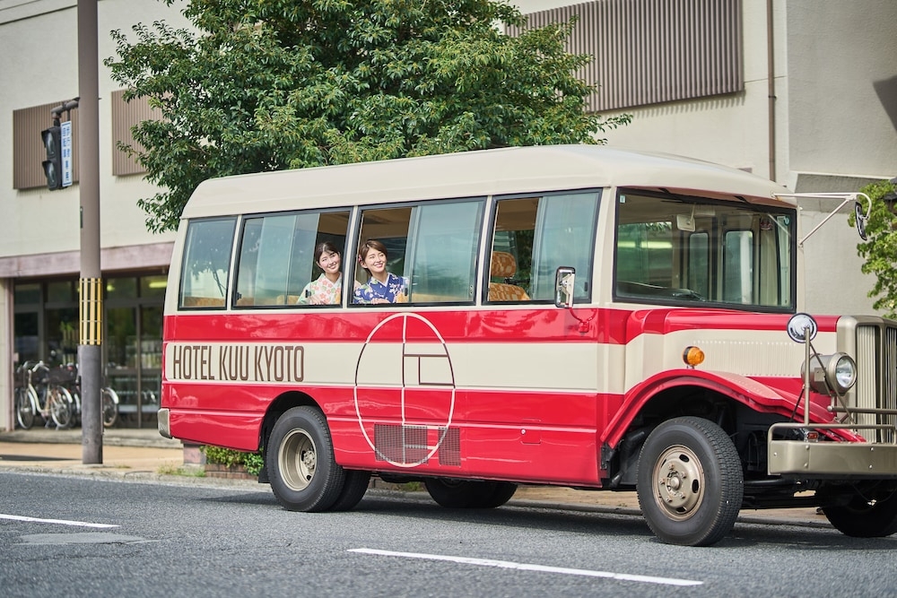 市街地へのシャトル サービス