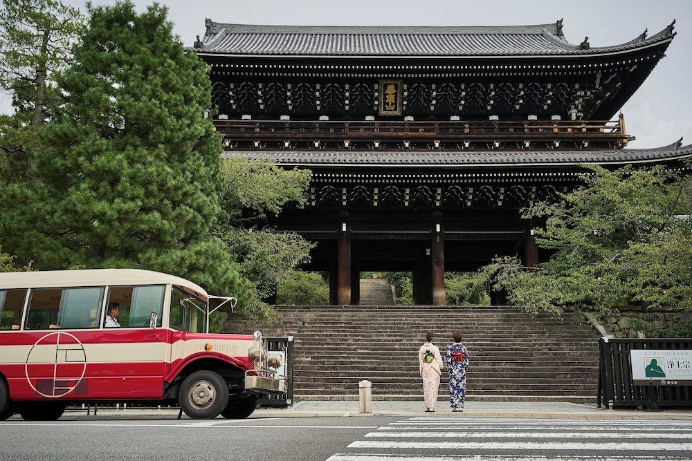 市街地へのシャトル サービス
