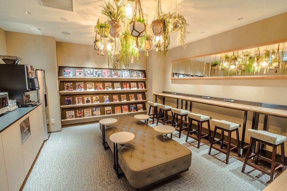 ロビーラウンジ