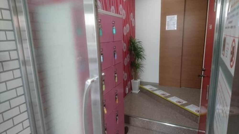 内部エントランス