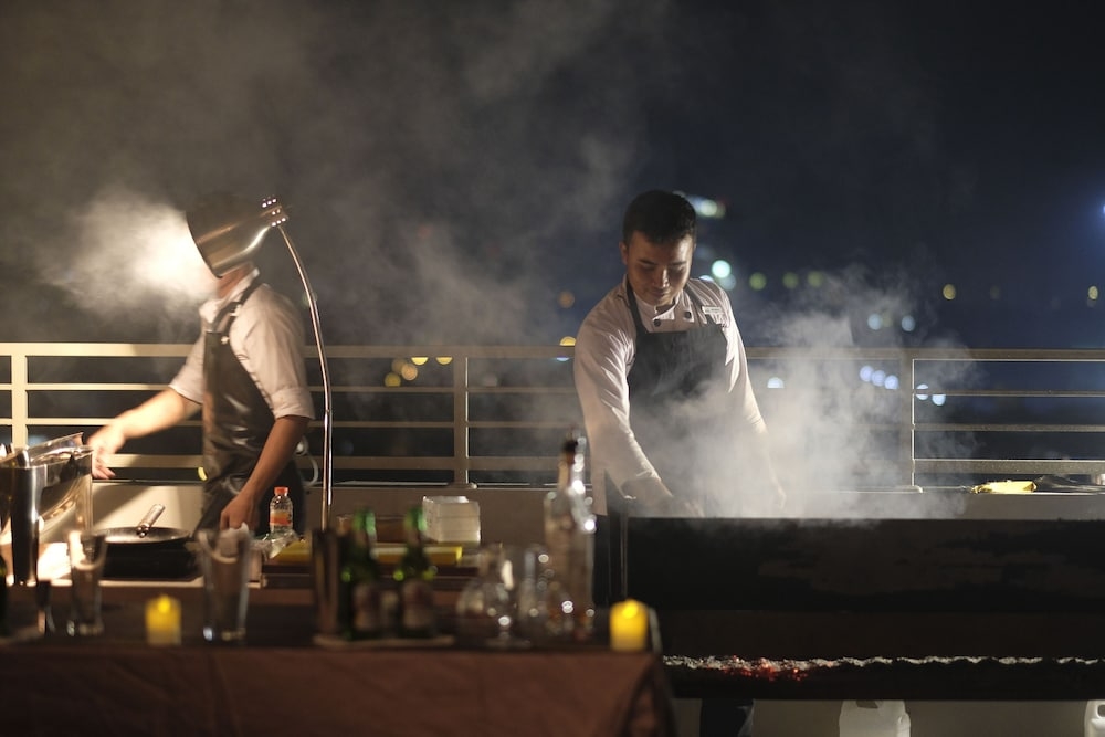 屋外ダイニングエリア