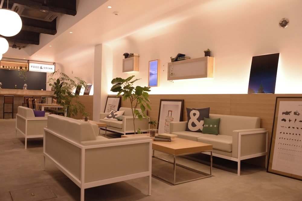 ロビーラウンジ