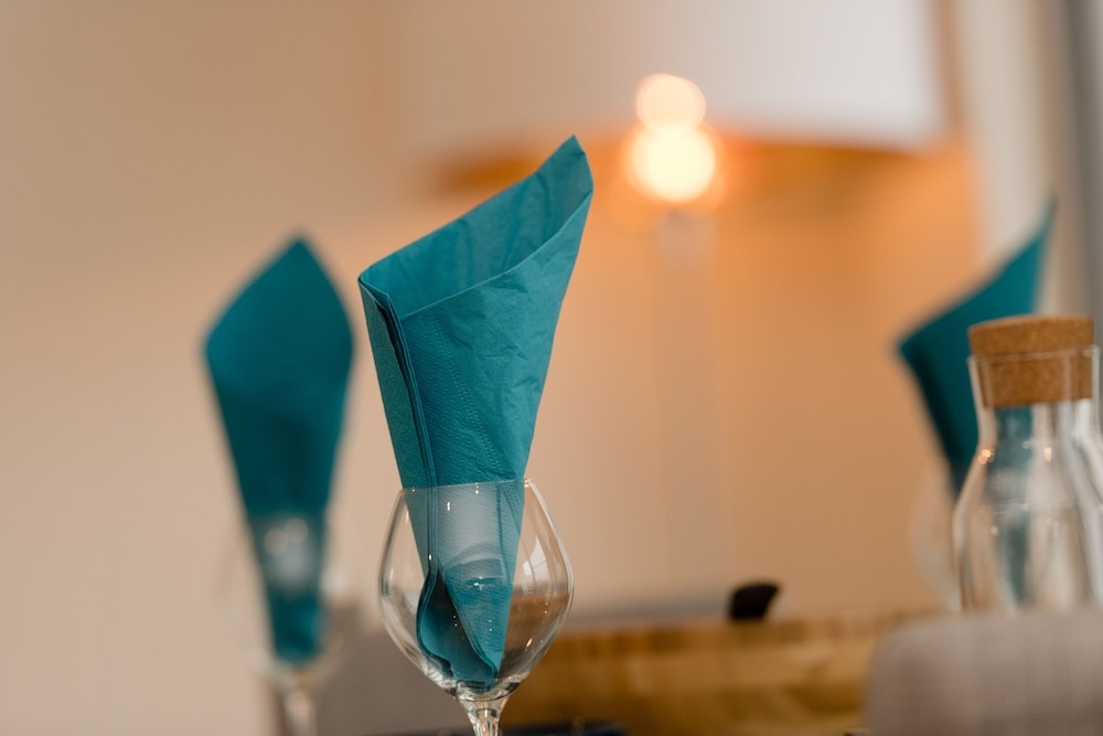 客室内のダイニングエリア