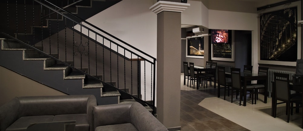 ロビーラウンジ