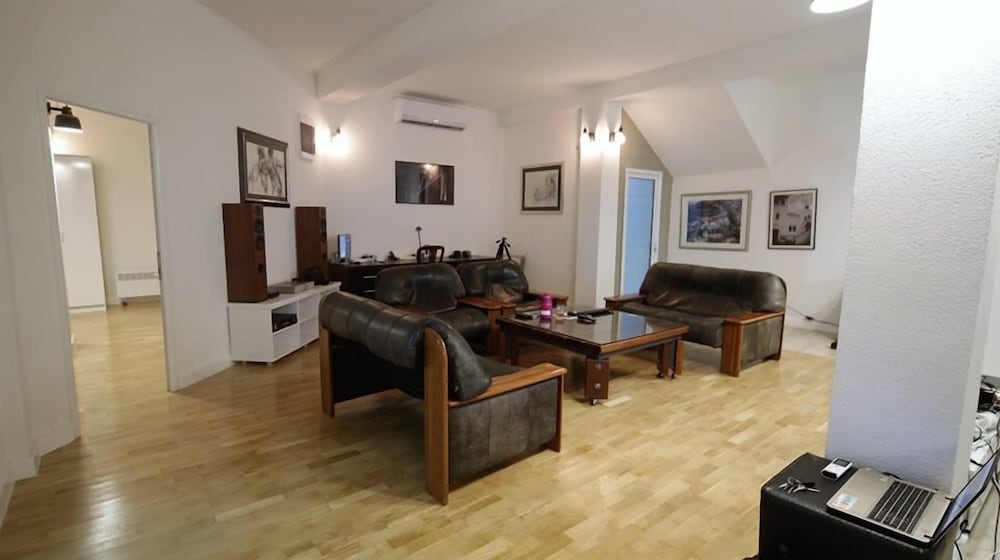 リビングルーム