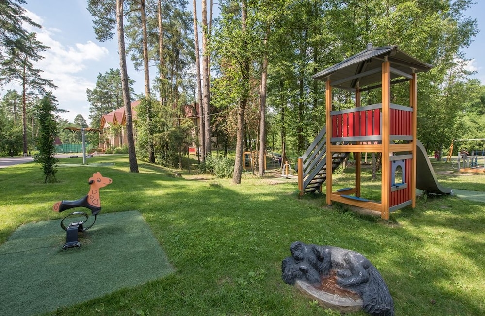 子供用の遊び場 - 屋外