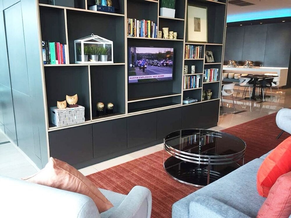 ロビー応接スペース