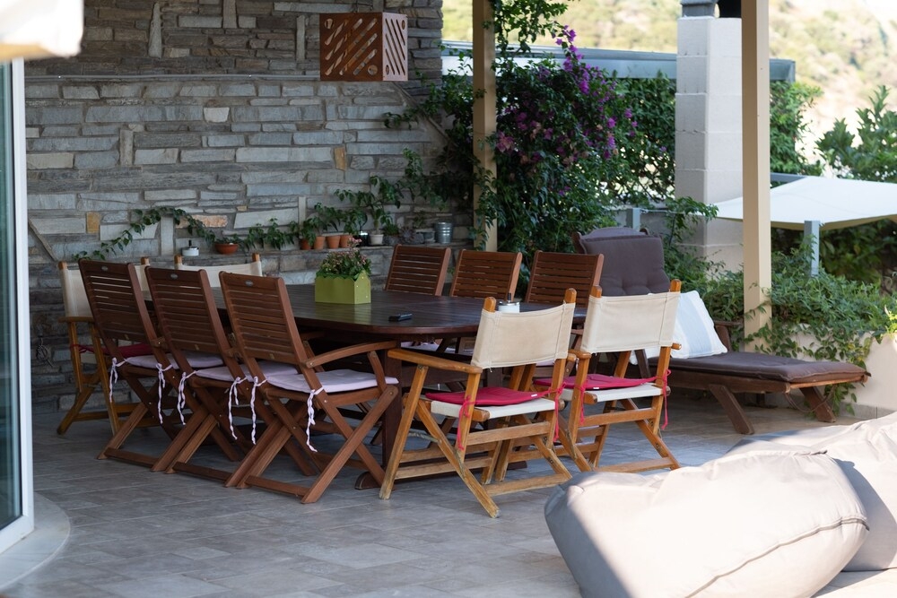 屋外ダイニングエリア