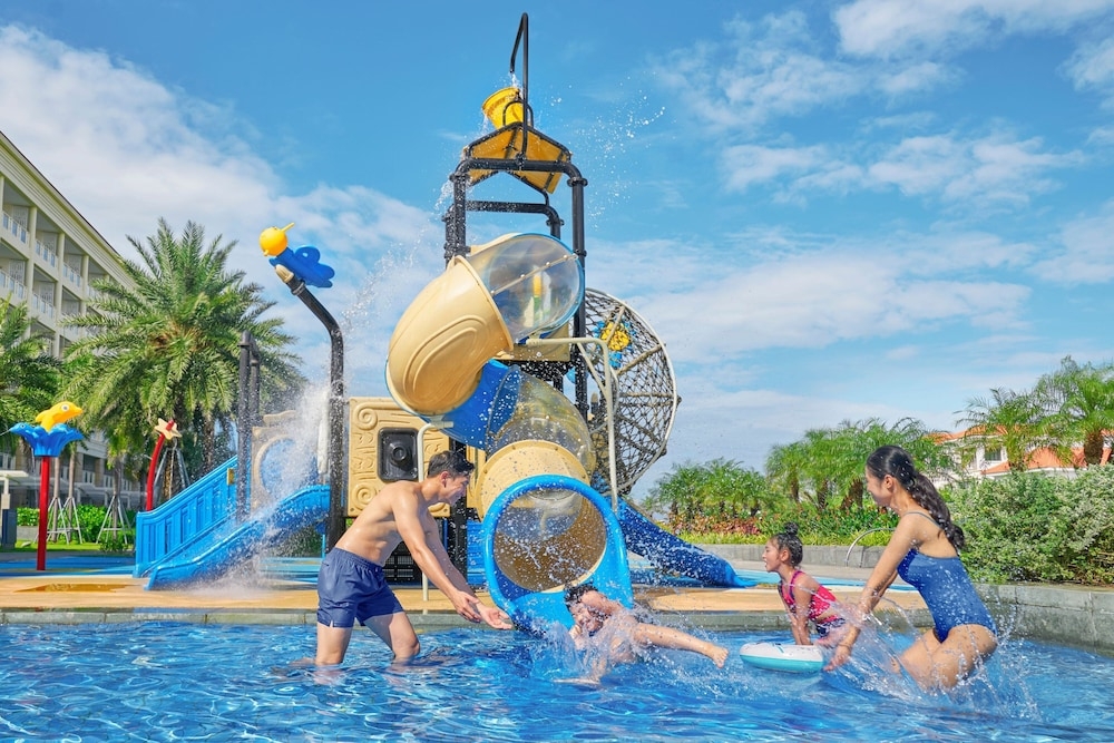 子供用の遊び場 - 屋外