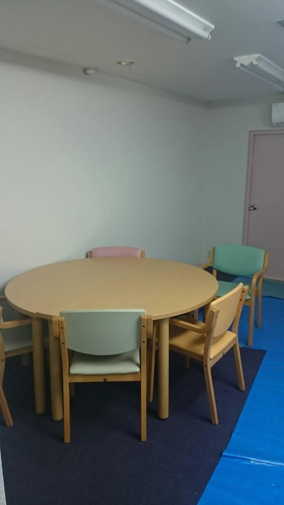 客室内のダイニングエリア