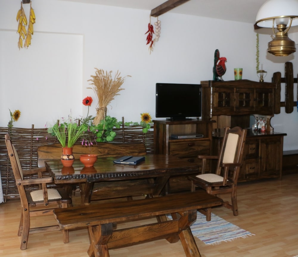 客室内のダイニングエリア