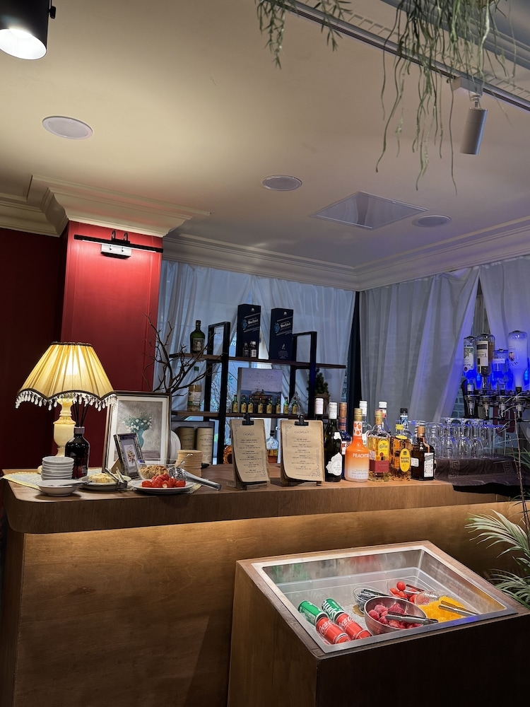 ロビーラウンジ