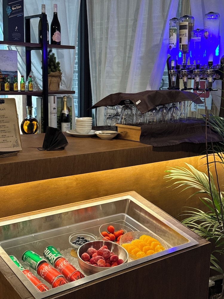 ロビーラウンジ