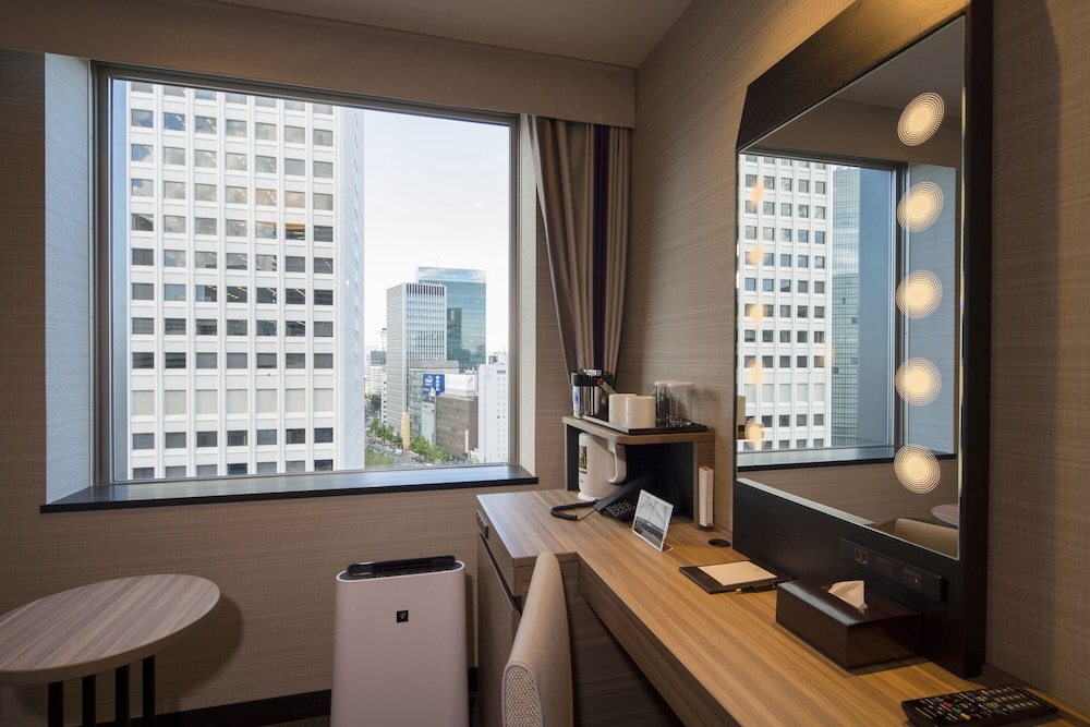 客室内のダイニングエリア