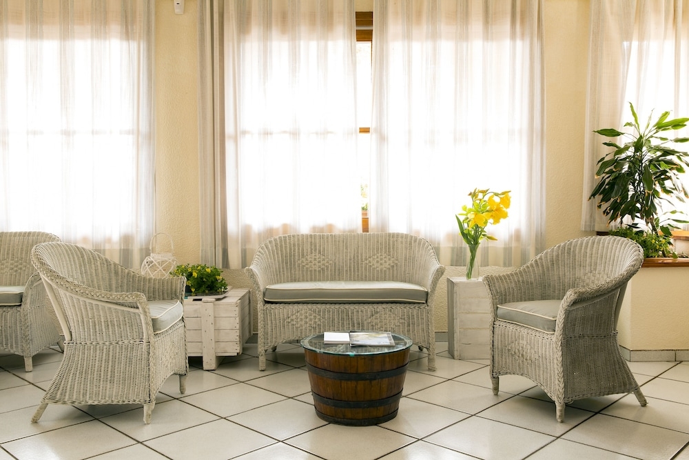 ロビー応接スペース