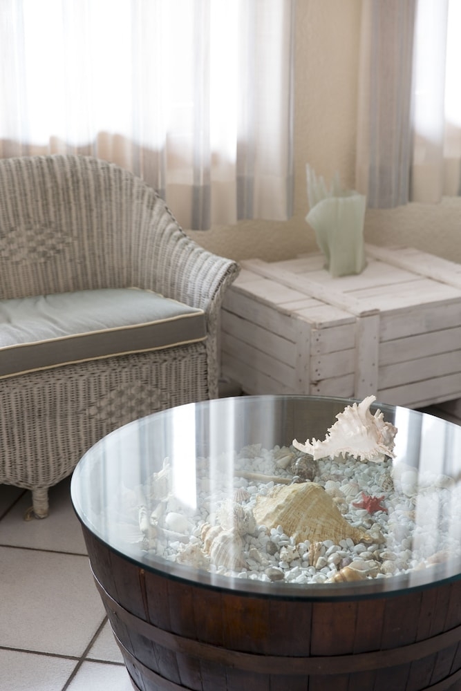 ロビーラウンジ