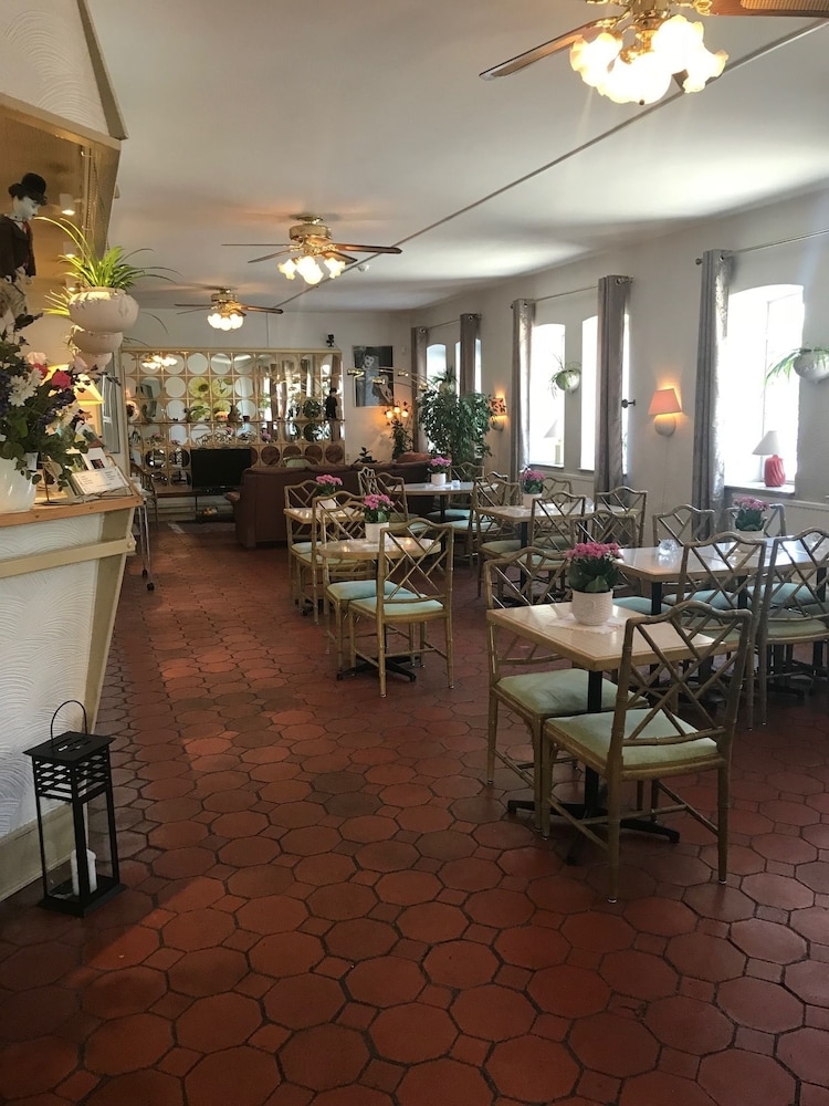 ロビー応接スペース