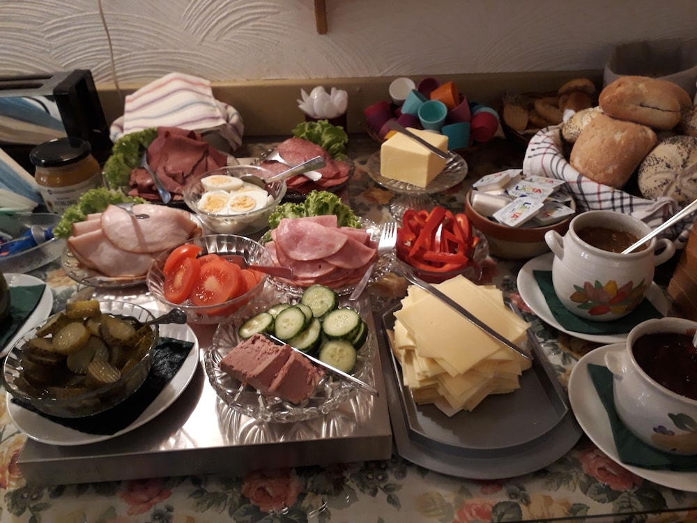 朝食ビュッフェ