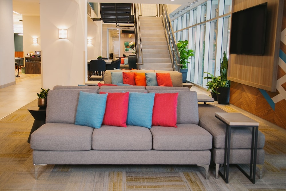 ロビー応接スペース