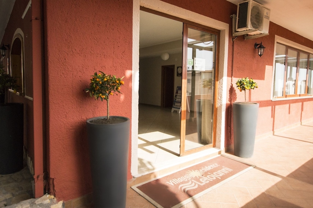 内部エントランス