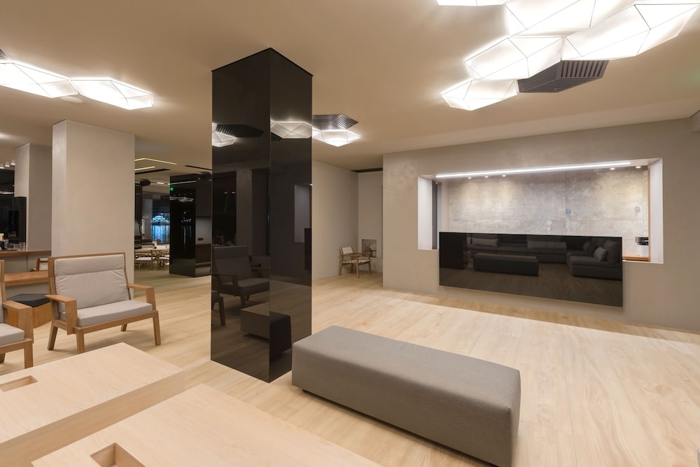 ロビー応接スペース