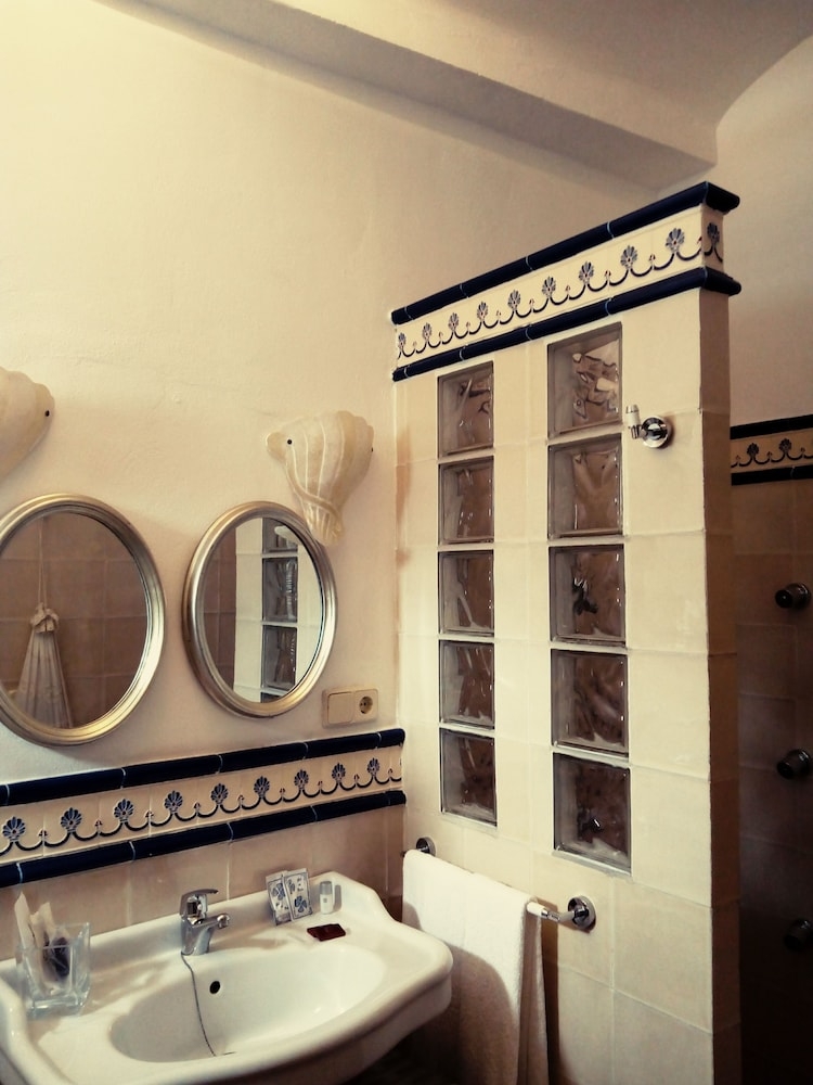 バスルームのシャワー