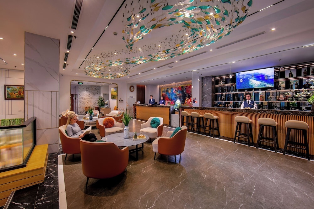 ロビーラウンジ