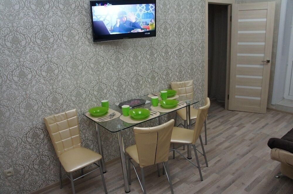 客室内のダイニングエリア