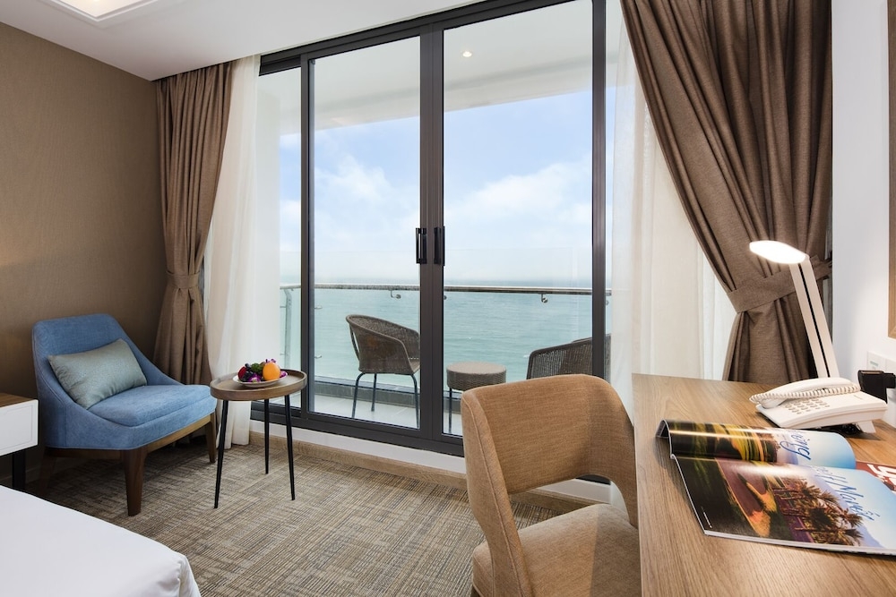 ビーチ / オーシャン ビュー