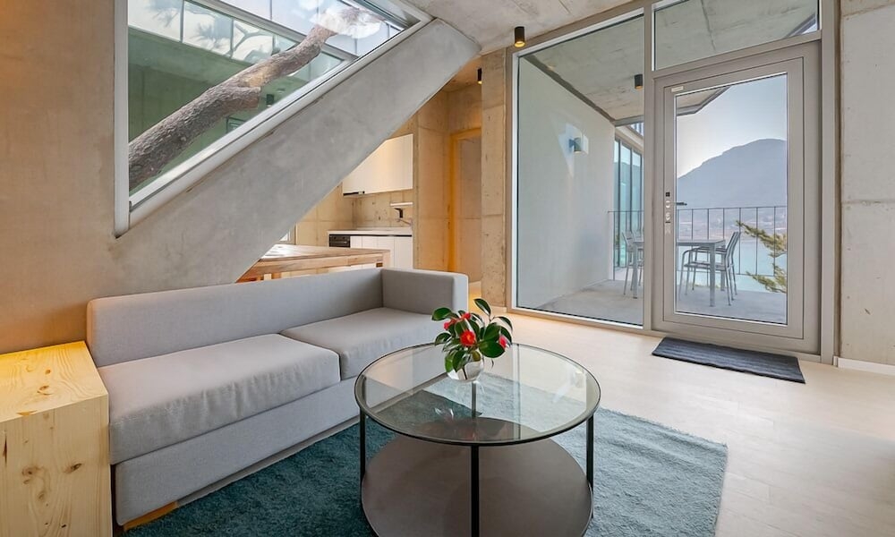 リビング エリア