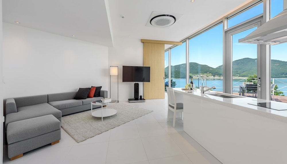 リビング エリア