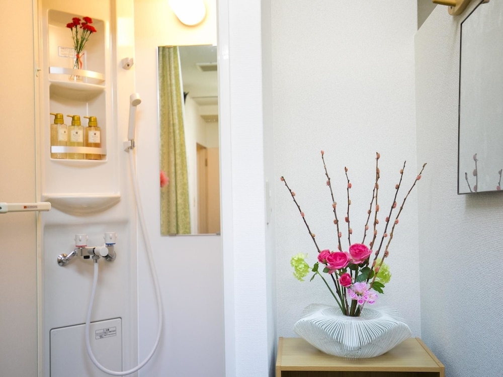 バスルームのシャワー