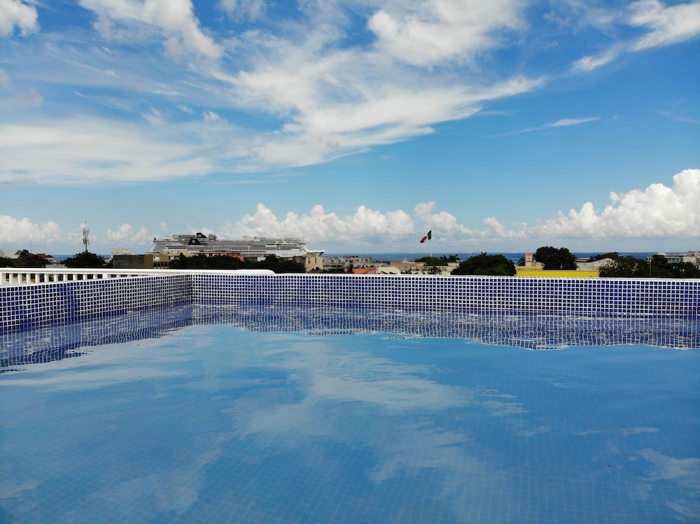 インフィニティ プール