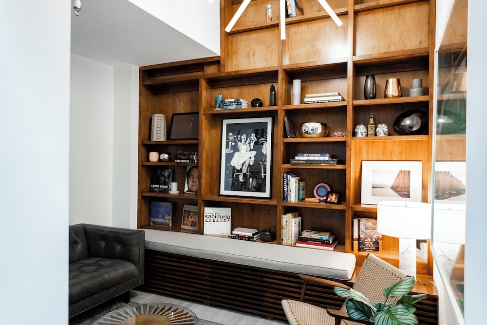 ロビー応接スペース