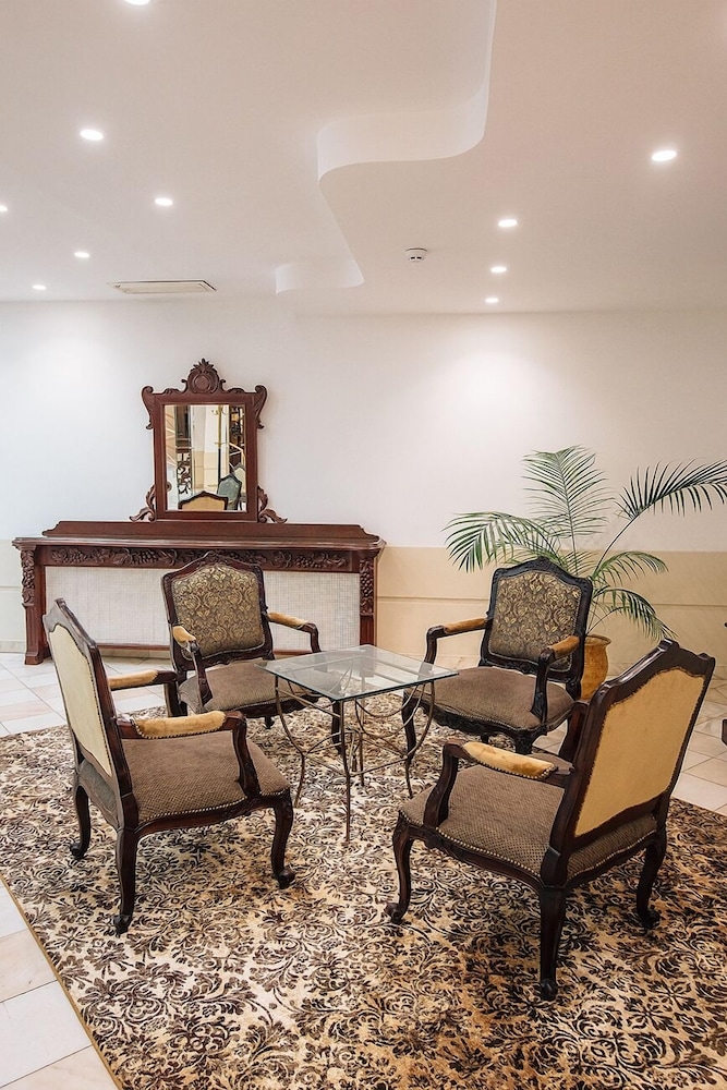 ロビー応接スペース