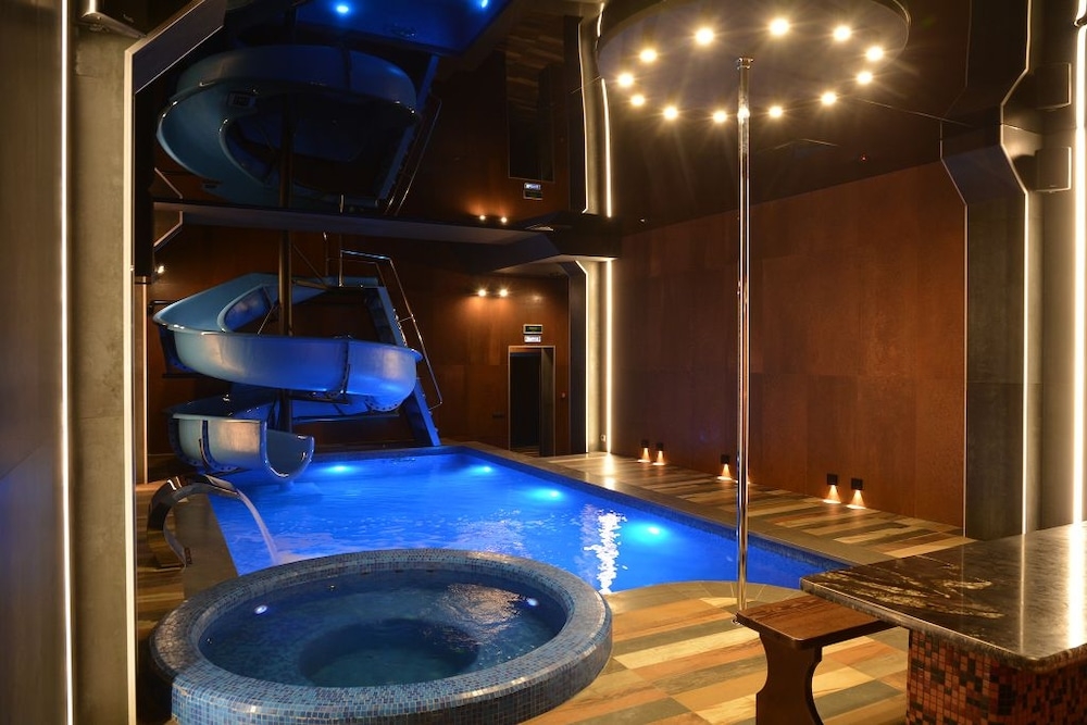 ウォータースライド