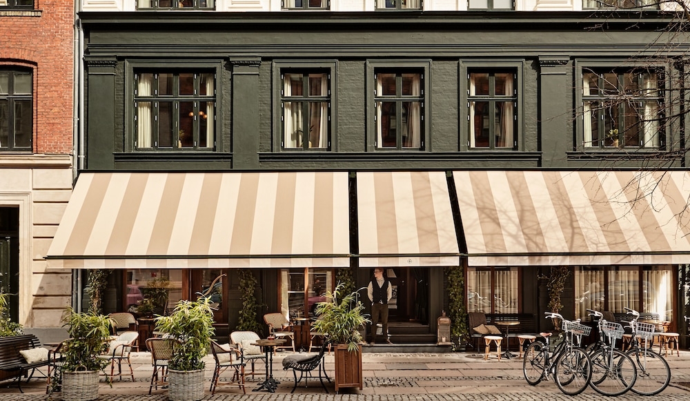 ホテル サンダーズ