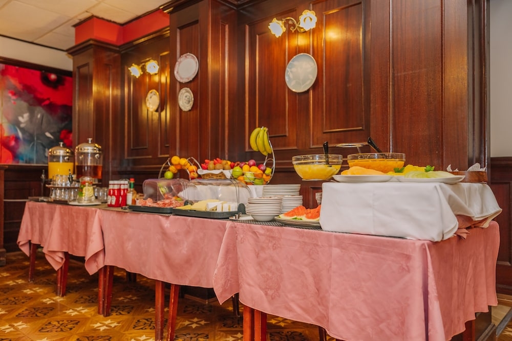 朝食ビュッフェ