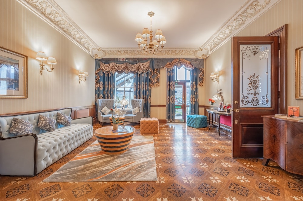 ロビーラウンジ