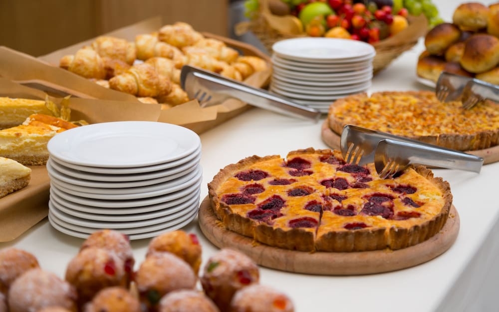 朝食ビュッフェ