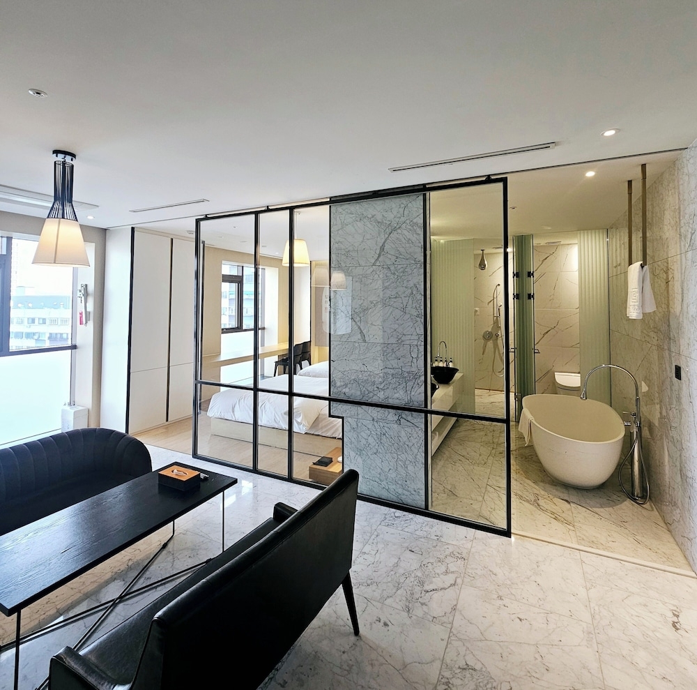 メイン イメージ