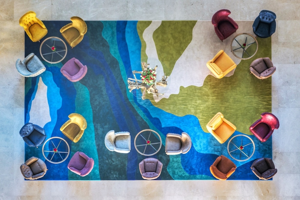 ロビー応接スペース