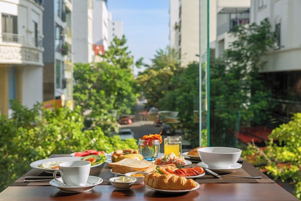 朝食ビュッフェ