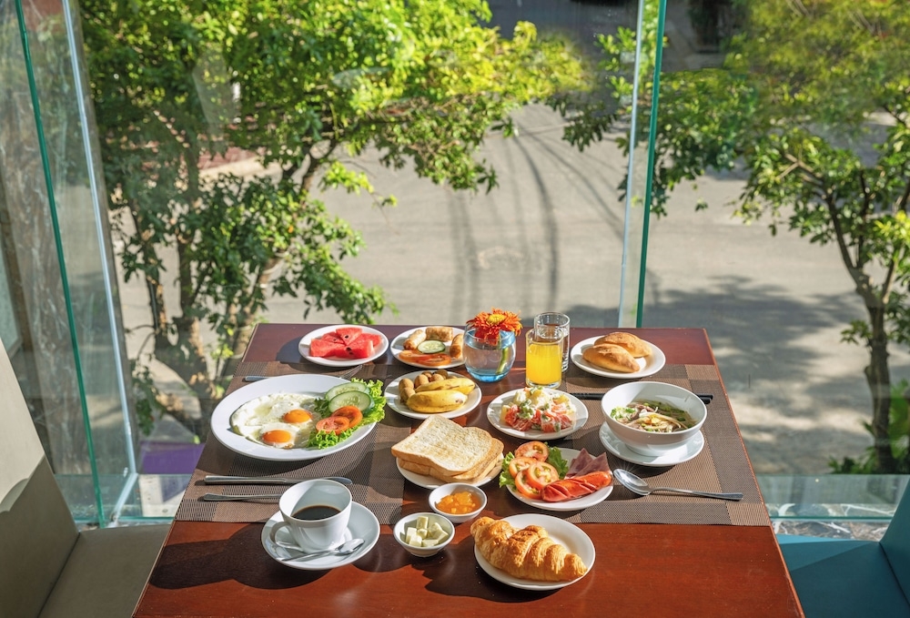 朝食ビュッフェ