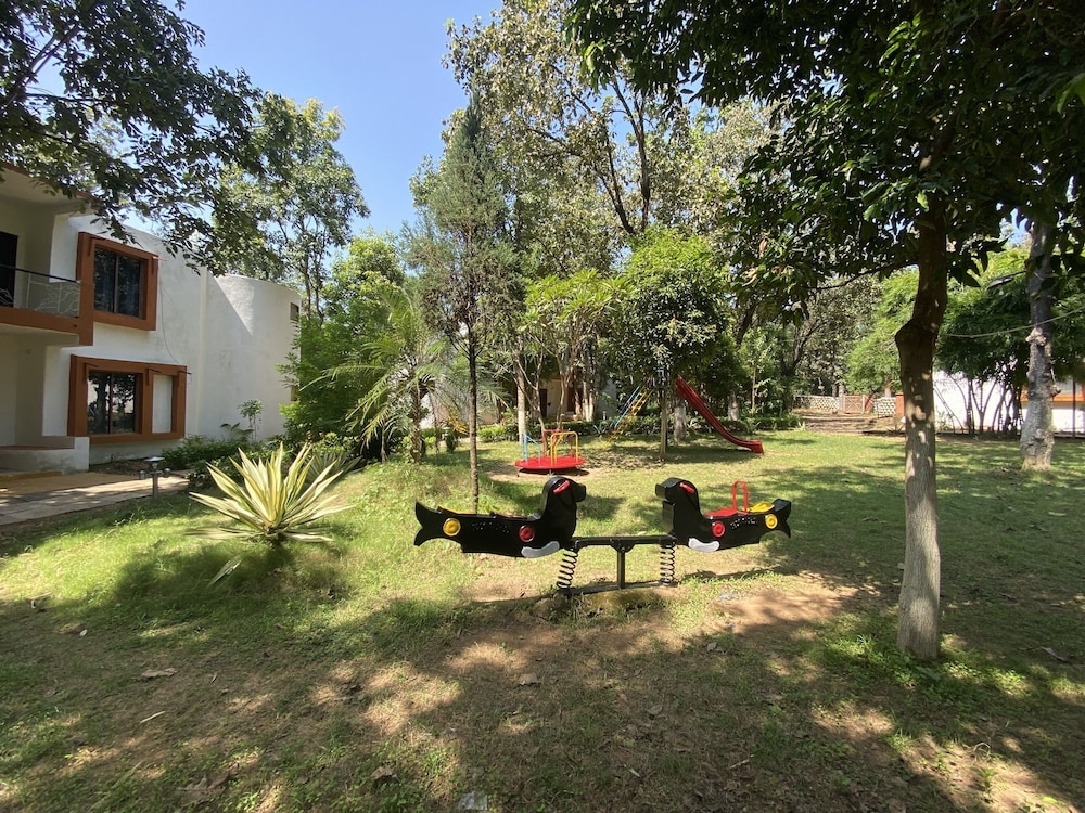 子供用の遊び場 - 屋外