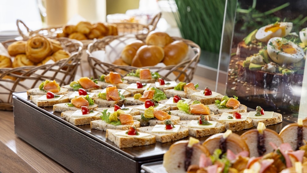 朝食ビュッフェ