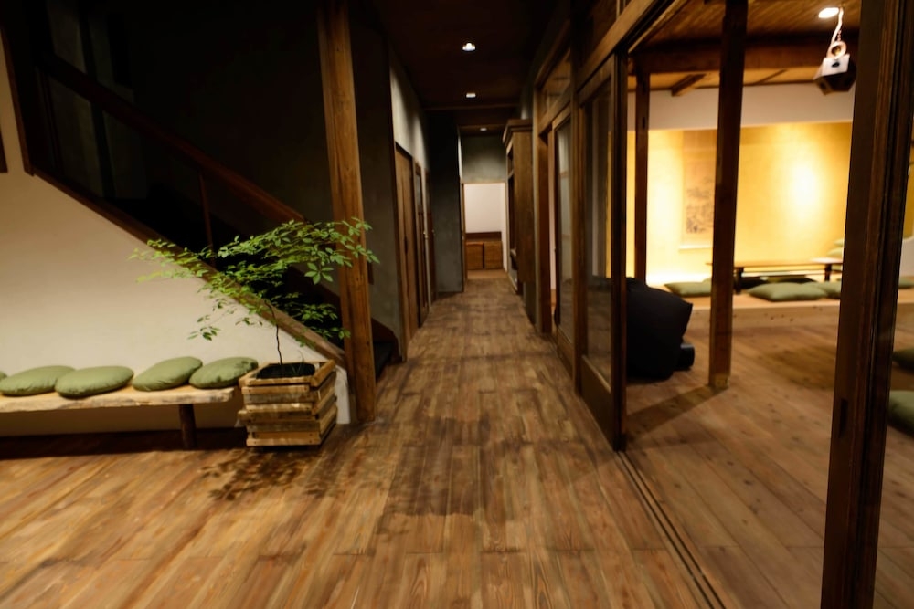 ロビー応接スペース