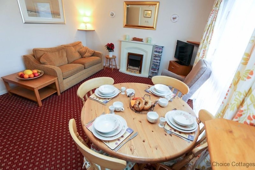 客室内のダイニングエリア